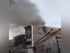 
      
      J-K: Fire breaks out at commercial structure in Srinagar
      
      