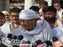 
      
      Congress' Digvijay accuses Manoj Tiwari of doing 