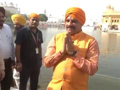 
      
      MP CM Mohan Yadav offers prayers at Golden Temple in Amritsar
      
      
