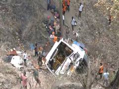 
      
      J-K: 21 killed, 40 injured as bus falls into gorge in Akhnoor
      
      