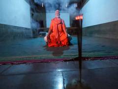 
      
      PM Modi meditates for the upfiltment of Bharat : CR Kesavan 
      
      