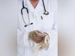 
      
      Pakistan: Doctor suspended for directing patient to private lab
      
      