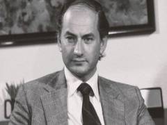 
      
      ‘Sophie’s Choice’ producer Martin Starger passes away at 92 
      
      