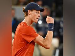 
      
      French Open: Sinner survives Moutet scare to book QF spot
      
      