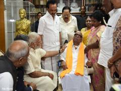 
      
      PM Modi pays tribute to former Tamil Nadu CM Karunanidhi
      
      