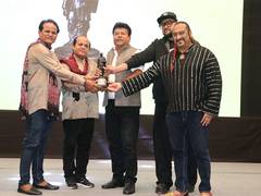 
      
      Producer Dharmesh Pandit honoured for Hindi film 