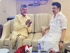 
      
      Tamil Nadu CM Stalin meets TDP chief Naidu at Delhi airport
      
      