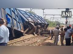 
      
      Goods train derailed near Faridabad Railway Station
      
      