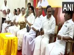 
      
      DMK chief MK Stalin chairs meeting of party MPs 
      
      