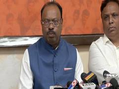 
      
      Fadnavis should not leave government: Chandrashekhar Bawankule
      
      