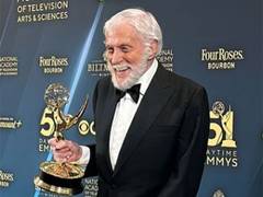 
      
      Dick Van Dyke speaks on Daytime Emmy win 
      
      