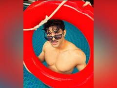 
      
      Taha Shah Badussha drops fun pics from his summer weekend
      
      