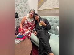 
      
      Ira drops goofy pics with hubby Nupur and mom Reena Dutta
      
      