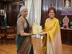 
      
      Sri Lanka High Commissioner calls on Finance Minister Sitharaman 
      
      