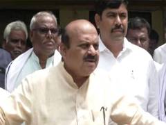 
      
      Bommai demands impartial probe in Renukaswamy murder case
      
      