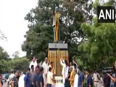 
      
      Odisha CM Majhi pays tribute to prominent historical figures
      
      