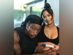 
      
      Wiz Khalifa, Aimee Aguilar announce pregnancy
      
      