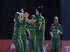 
      
      South Africa Women win toss, opt to bowl first
      
      