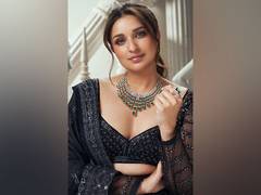 
      
      This is what Parineeti Chopra eats for “unilimited happiness”
      
      