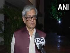 
      
      Should we have a new poverty line? asks Bibek Debroy EAC-PM
      
      