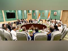 
      
      Economists suggest continuing capital expenditure to FM
      
      