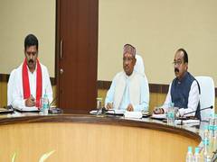 
      
      C'garh to reorganize Bastar, Surguja to improve public facilities
      
      