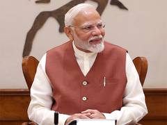 
      
      PM Modi on his way to Srinagar for Yoga Day event
      
      