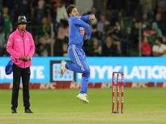
      
      Bishop on India choosing between Kuldeep and Axar in playing XI
      
      