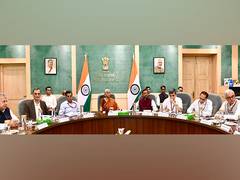 
      
      Capital, finance market experts give suggestions on budget
      
      