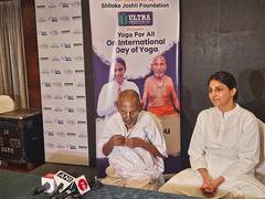 
      
      Shlloka Foundation hosts International Yoga Event 
      
      