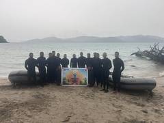 
      
      Andaman and Nicobar divers perform Yoga underwater
      
      