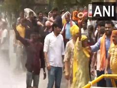 
      
      Delhi: BJP workers hold protest outside Jal Board office
      
      