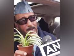 
      
      Jackie Shroff's quirky Yoga Day message wins hearts
      
      