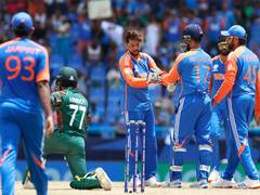 
      
      T20 WC: Hardik, Kuldeep shine as India defeat Bangladesh 
      
      