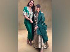 
      
      Manisha Koirala sends “best wishes” to Sonakshi ahead of wedding 
      
      