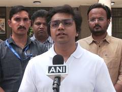 
      
      After announcing nephew as successor, Mayawati pats his back
      
      