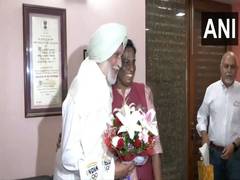 
      
      Proposing medical insurance, pension for ex-Olympians: PT Usha
      
      