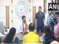 
      
      TDP leader Nara Lokesh takes charge as the Andhra Minister
      
      