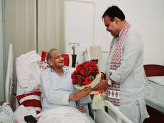 
      
      Rajasthan: CM Bhajan Lal Sharma pays visit to Ashok Gehlot
      
      