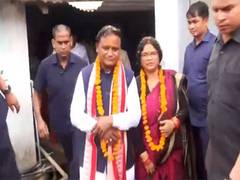 
      
      CM Majhi makes first visit to ancestral home as CM
      
      
