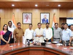 
      
      Assam CM holds discussion with representatives of University
      
      