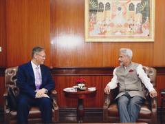 
      
      Chinese envoy Xu Feihong calls on EAM Jaishankar
      
      