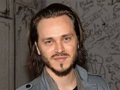 
      
      Jonathan Jackson returns to 'General Hospital'
      
      