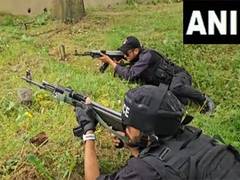 
      
      J-K Police, CRPF conduct mock security drill in Pahalgam
      
      