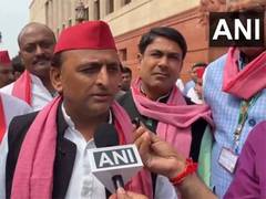 
      
      Will BJP raise allowance of Loktantra Senani: Akhilesh Yadav 
      
      