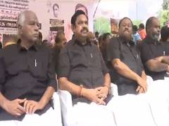 
      
      AIADMK holds hunger strike demanding CBI inquiry in Kallakurichi
      
      