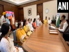 
      
      LoP Rahul Gandhi, other opposition leaders meet LS Speaker
      
      
