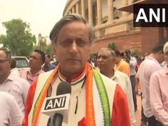 
      
      Shashi Tharoor slams President Murmu's address
      
      