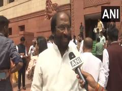 
      
      DMK MP Tiruchi Siva criticises President Murmu's address
      
      