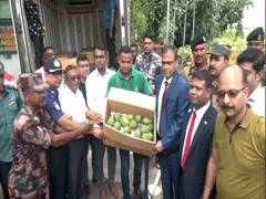 
      
      Prime Minister Sheikh Hasina sends special gift to Tripura CM
      
      